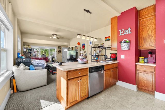 1313 S Main St, Minot, ND 58701
