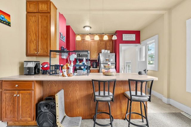 1313 S Main St, Minot, ND 58701