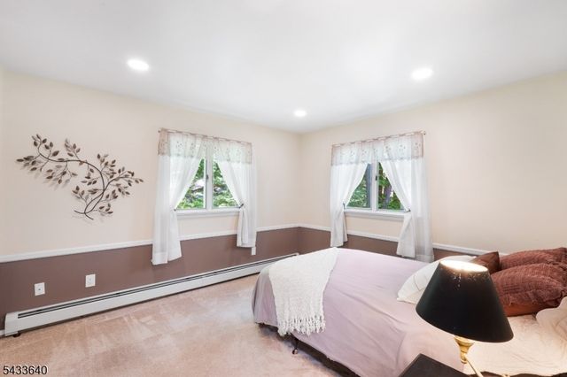 24 Toboggan Trl, Vernon Twp., NJ 07461