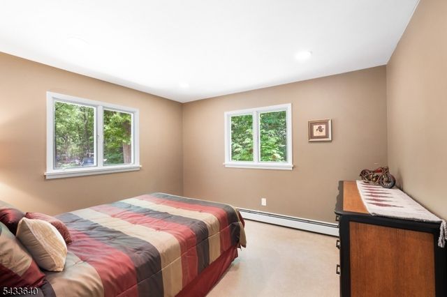24 Toboggan Trl, Vernon Twp., NJ 07461