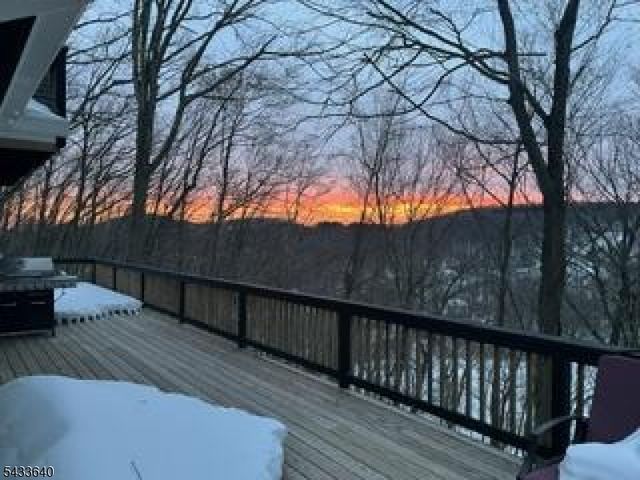 24 Toboggan Trl, Vernon Twp., NJ 07461