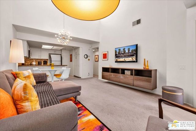 500 E Amado Road 215, Palm Springs, CA 92262