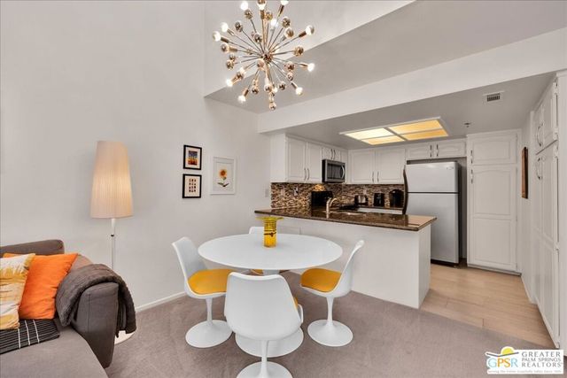 500 E Amado Road 215, Palm Springs, CA 92262