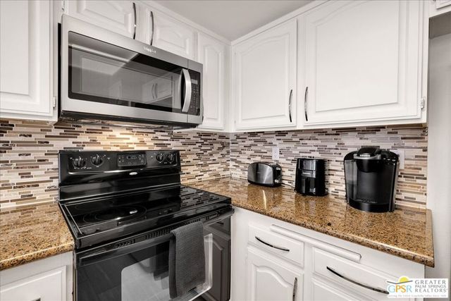 500 E Amado Road 215, Palm Springs, CA 92262