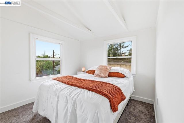 18425 Pepper St, Castro Valley, CA 94546