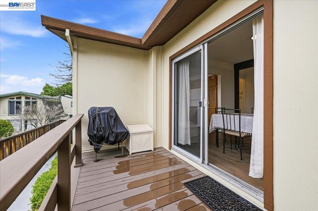 18425 Pepper St, Castro Valley, CA 94546