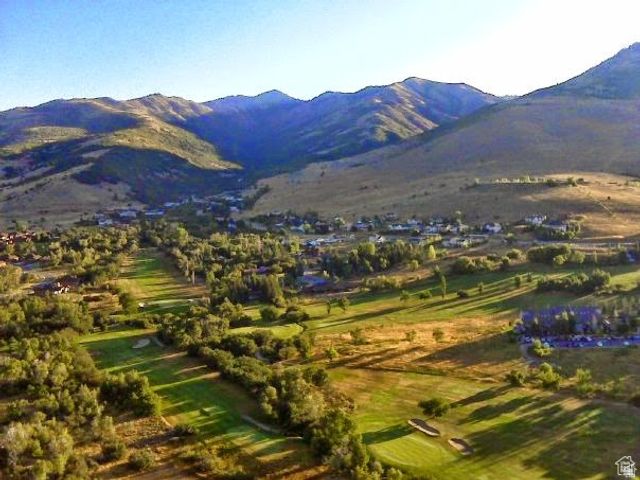 6825 E 6675 N Unit 52, Eden, UT 84310