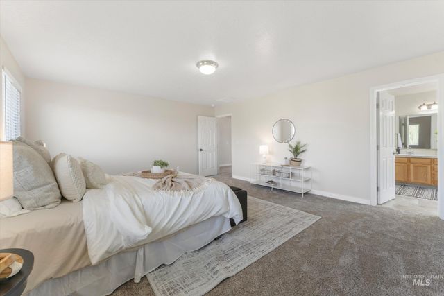 2150 W Grassy Creek Dr, Nampa, ID 83686