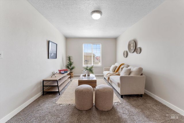 2150 W Grassy Creek Dr, Nampa, ID 83686