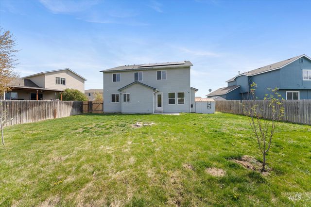 2150 W Grassy Creek Dr, Nampa, ID 83686