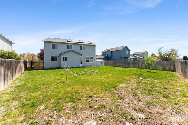 2150 W Grassy Creek Dr, Nampa, ID 83686