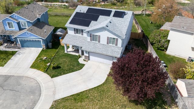 2150 W Grassy Creek Dr, Nampa, ID 83686