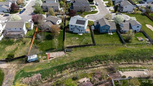 2150 W Grassy Creek Dr, Nampa, ID 83686