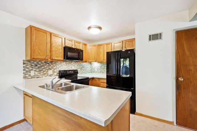 401 East Bluff, Madison, WI 53704