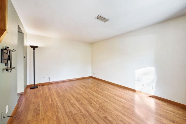 401 East Bluff, Madison, WI 53704