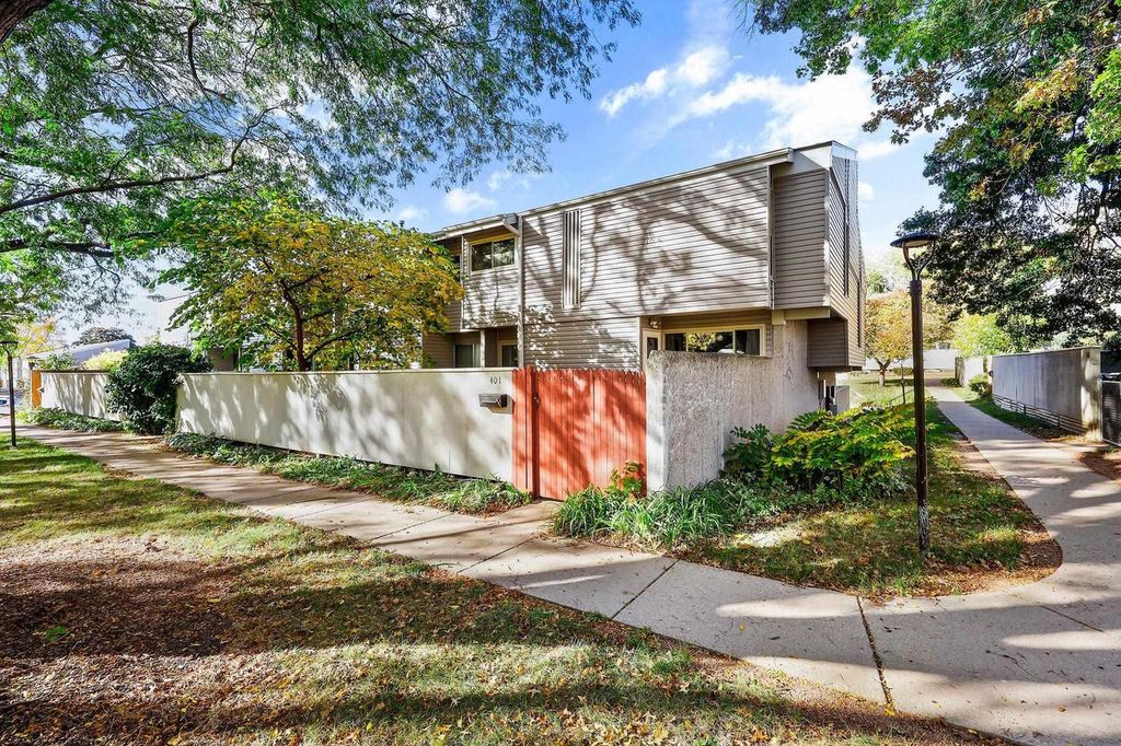 401 East Bluff, Madison, WI 53704