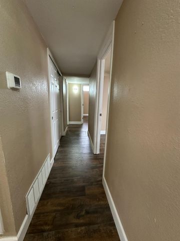 6111 Brea Ave, Stockton, CA 95207