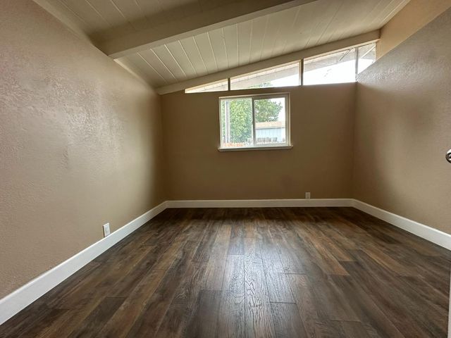 6111 Brea Ave, Stockton, CA 95207