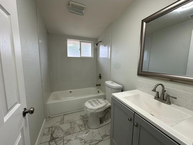 6111 Brea Ave, Stockton, CA 95207