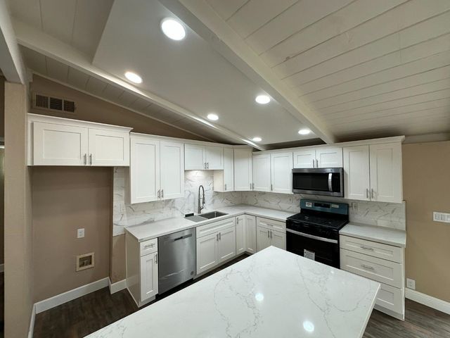 6111 Brea Ave, Stockton, CA 95207