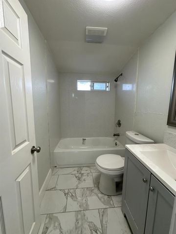 6111 Brea Ave, Stockton, CA 95207