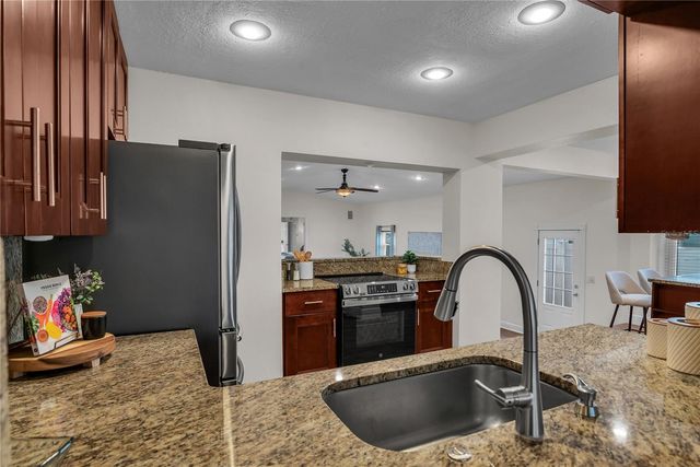 15 W PRESTON STREET, Orlando, FL 32804