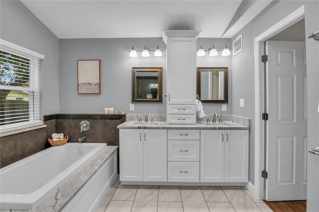 15 W PRESTON STREET, Orlando, FL 32804