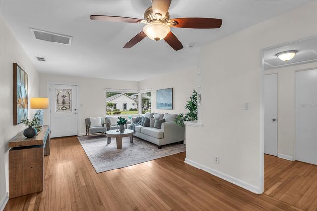 15 W PRESTON STREET, Orlando, FL 32804