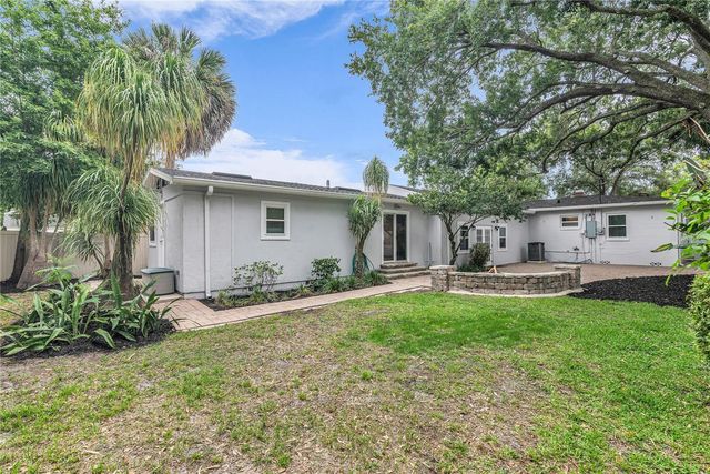 15 W PRESTON STREET, Orlando, FL 32804