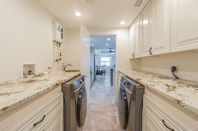 3607 E HANNA AVENUE, Tampa, FL 33610