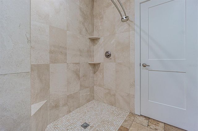 3607 E HANNA AVENUE, Tampa, FL 33610