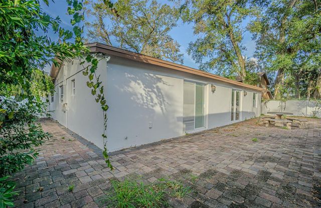 3607 E HANNA AVENUE, Tampa, FL 33610