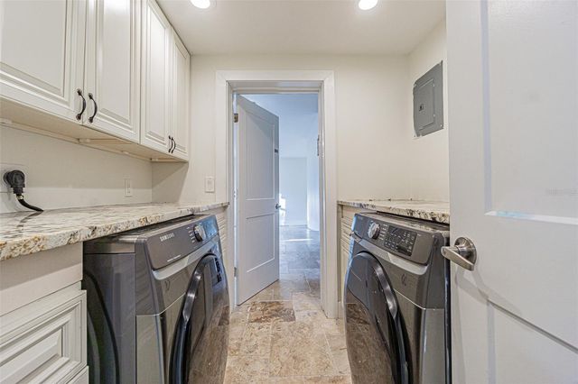 3607 E HANNA AVENUE, Tampa, FL 33610