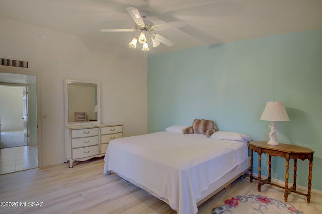 874 N Dusenburg Avenue, Tucson, AZ 85748