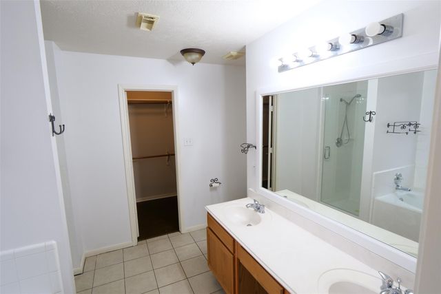 23135 N Waterlake Drive, Richmond, TX 77406