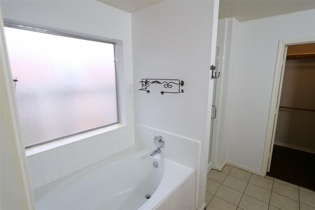 23135 N Waterlake Drive, Richmond, TX 77406