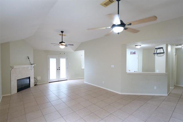 23135 N Waterlake Drive, Richmond, TX 77406