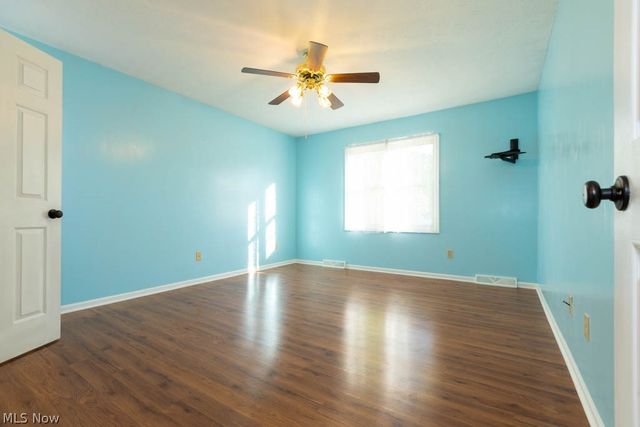1273 Sharonbrook Drive, Twinsburg, OH 44087