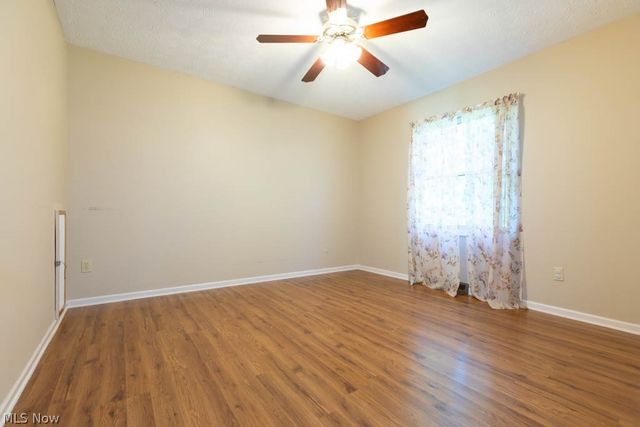 1273 Sharonbrook Drive, Twinsburg, OH 44087