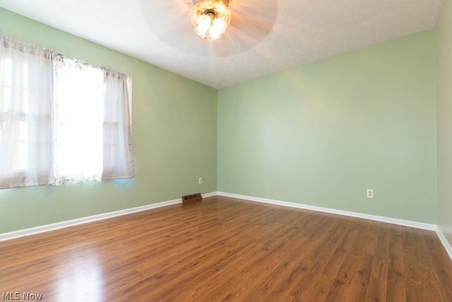 1273 Sharonbrook Drive, Twinsburg, OH 44087