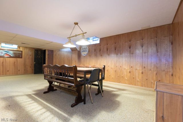 1273 Sharonbrook Drive, Twinsburg, OH 44087