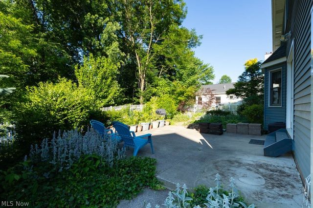 1273 Sharonbrook Drive, Twinsburg, OH 44087