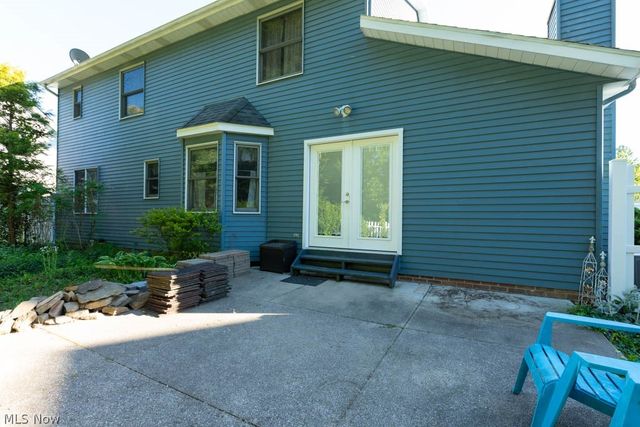 1273 Sharonbrook Drive, Twinsburg, OH 44087