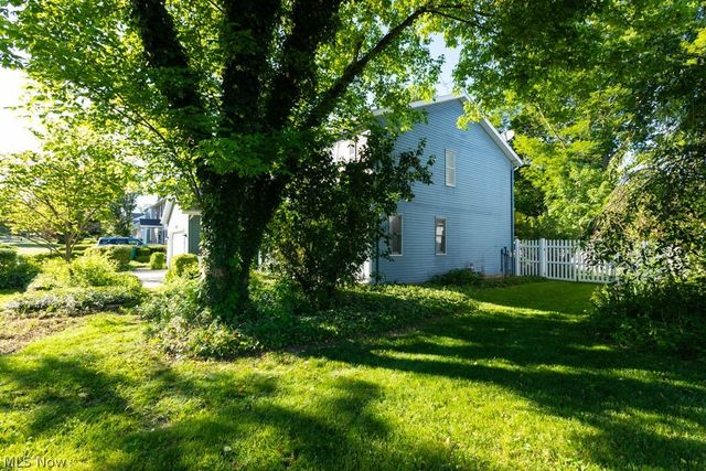 1273 Sharonbrook Drive, Twinsburg, OH 44087