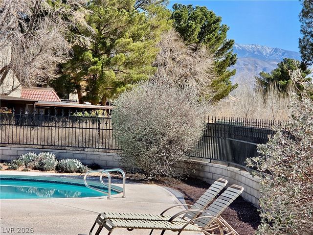 741 Bourbon Street E3, Pahrump, NV 89048