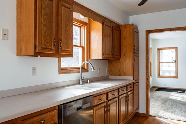 537 Pennsylvania AVENUE, West Bend, WI 53095