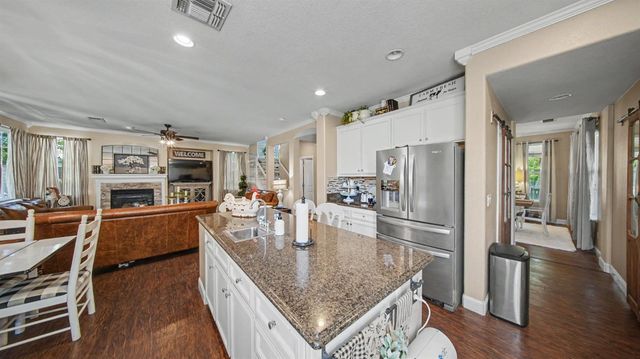 1751 Vintage Cir, Oakdale, CA 95361