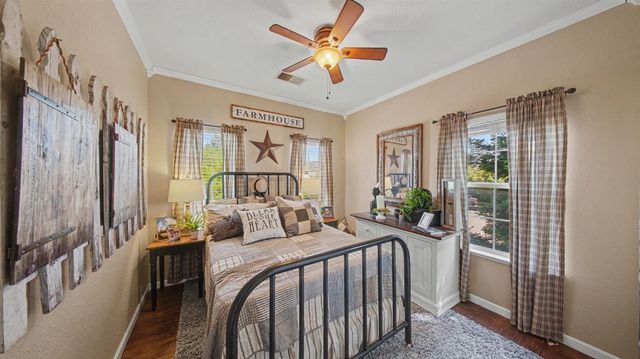 1751 Vintage Cir, Oakdale, CA 95361