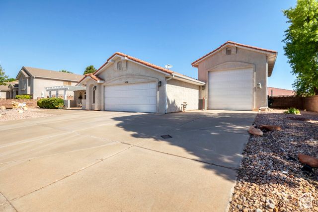 3430 RED BUTTE DR, Santa Clara, UT 84765