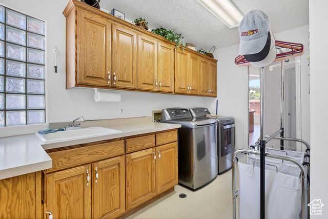 3430 RED BUTTE DR, Santa Clara, UT 84765